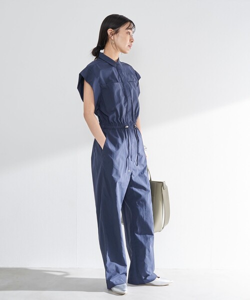 大草直子さんプロデュースAMARC オールインワン　美品 大草直子さんコラボ】AMARC(アマーク)ノーカラージレ