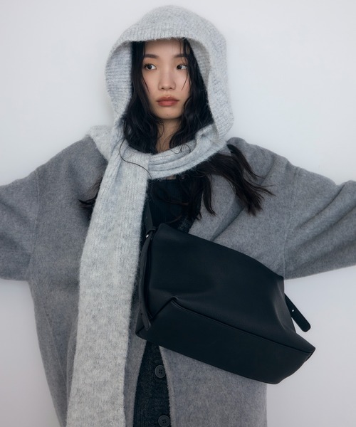 soins ショルダーバッグ バッグ 「牛革」ミニマルショルダーバッグ