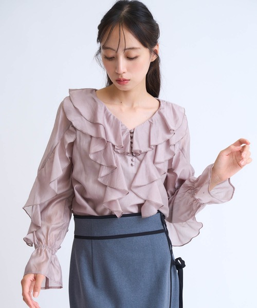 美品！Noela フリルブラウスノエラ NOELA（ノエラ） ブラウス シャツ ラッフルフリルブラウス レディース