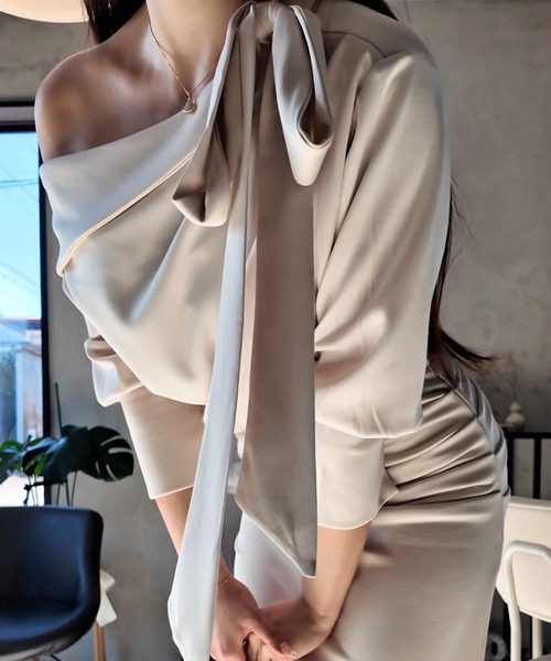 THEODORIC.dy（セオドリックディ） ワンピース スカーフドレープ