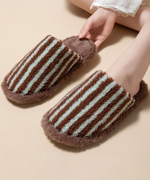LA VORAGINE（ラ ヴォラジネ） スリッパ 温かストライプ柄ファー