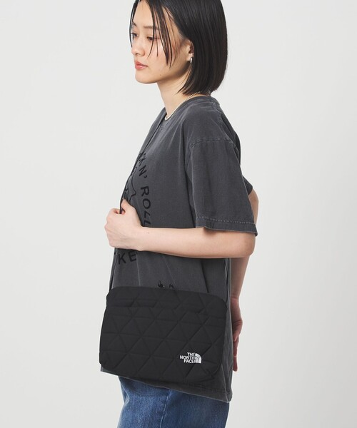 ノースフェイス ショルダーバッグ バッグ 「THE NORTH FACE」ジオフェイスポーチ レディースの画像