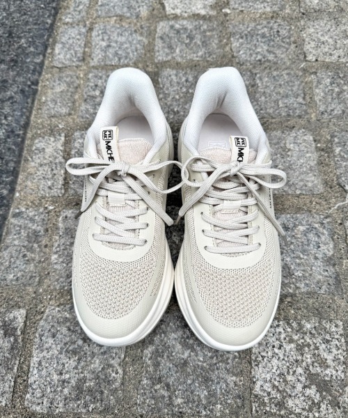 MK MICHEL KLEIN（エムケー ミッシェルクラン） スニーカー MK 軽量