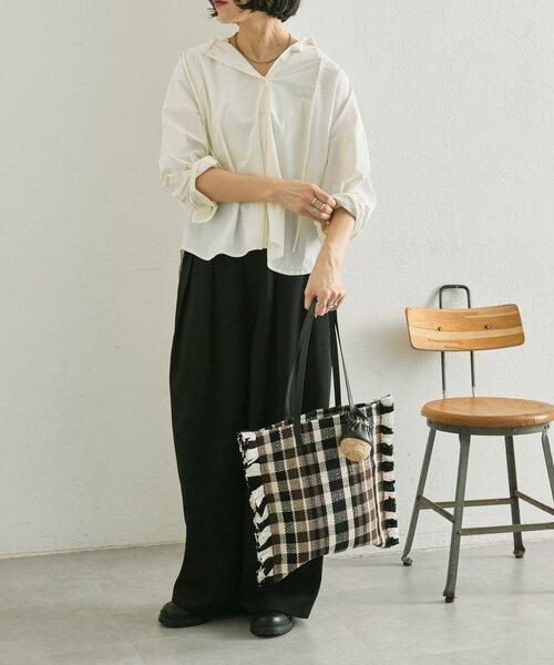 ear PAPILLONNER（イア パピヨネ） トートバッグ 「Jhuri Shate