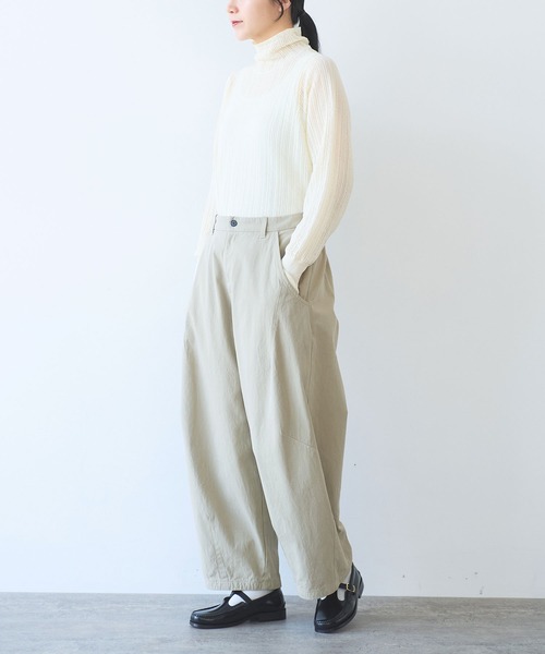 yuni Mアイボリー　讃岐コール　コクーンパンツ　1701PT002242 yuni（ユニ ）の「讃岐コール コクーンパンツ 1701PT002242