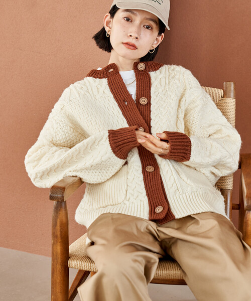 van ベージュ パッチワーク ニットカーディガン KBF（ケービーエフ） カーディガン パッチワークニットカーディガン