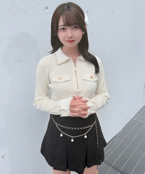 Black&White ♡ブラック&ホワイト♡新品未使用・ニットセーター　M mily bilet】秋冬のあったかニット。ウールライクフラワーコード刺繍