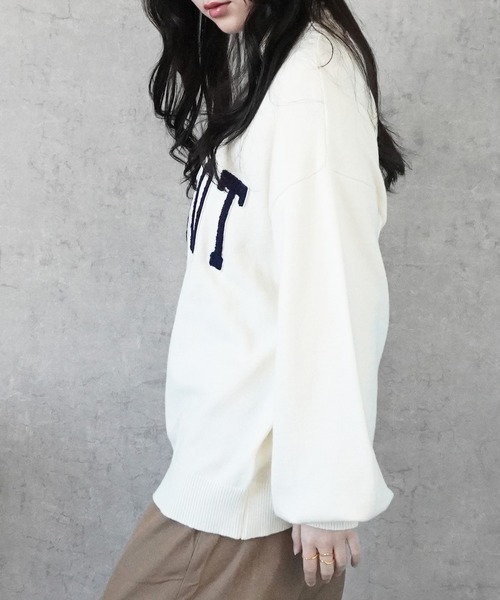 Emma（エマ） ニット セーター ワッペン刺繍ロゴニットプルオーバー