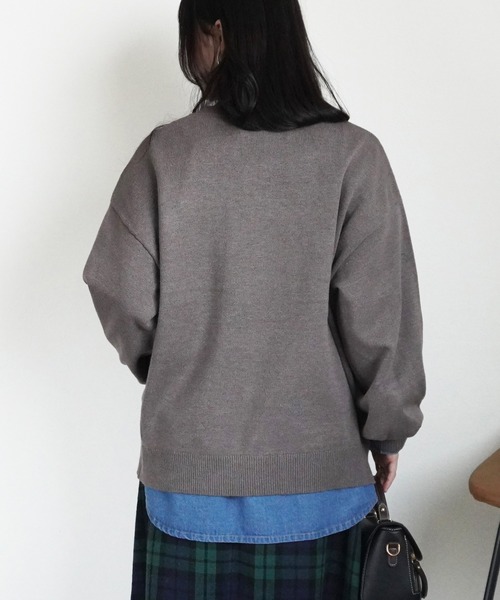 Emma（エマ） ニット セーター ワッペン刺繍ロゴニットプルオーバー