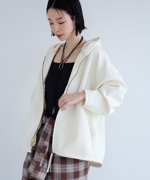 Aunely パーカー 「Aunely」洗練フォルム ダブルジップ エアリー