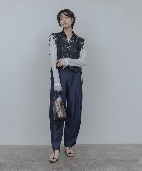 Eimee Law（エイミーロウ） ベスト ジレ エンブロイダリー パネル