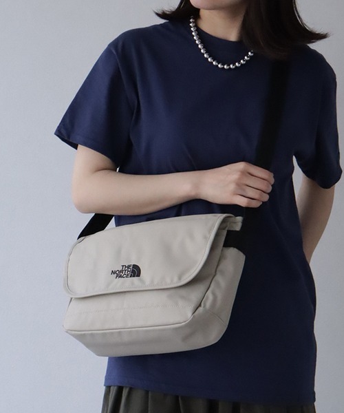 ショルダーバッグ THE NORTH FACE SUPER MESSENGER BAG L 5FT388 THE NORTH FACE ショルダーバッグ 「THE FACE/ザノースフェイス