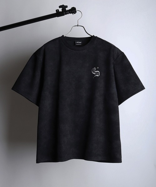 Ed Hardy（エド・ハーディー） tシャツ ロゴ × スタッズ ワンポイント