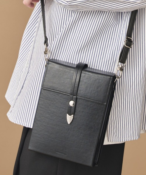 ショルダーバッグ バッグ シンセティックレザーショルダーバッグ 宅配便送料無料