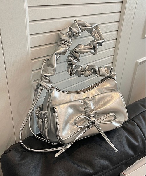 2way★MAHIYA★レザーショルダーバッグMykonos Bag クラッチにも 2way☆MAHIYA☆レザーショルダーバッグMykonos Bag クラッチにも