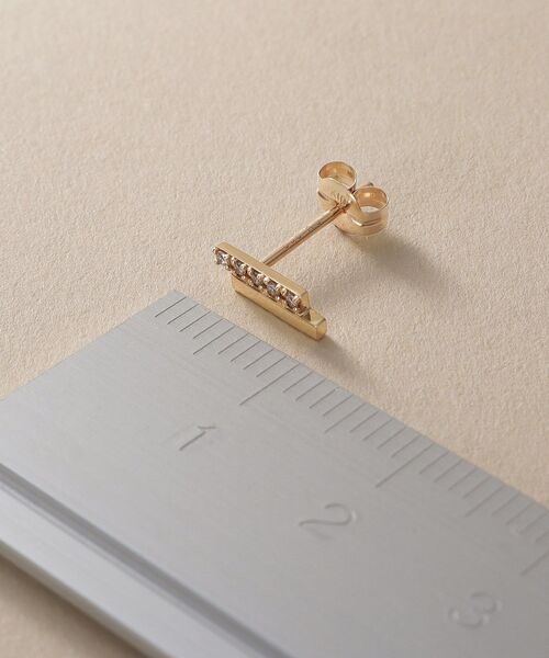 COCOSHNIK（ココシュニック） ピアス K10ダイヤモンド シフテッド