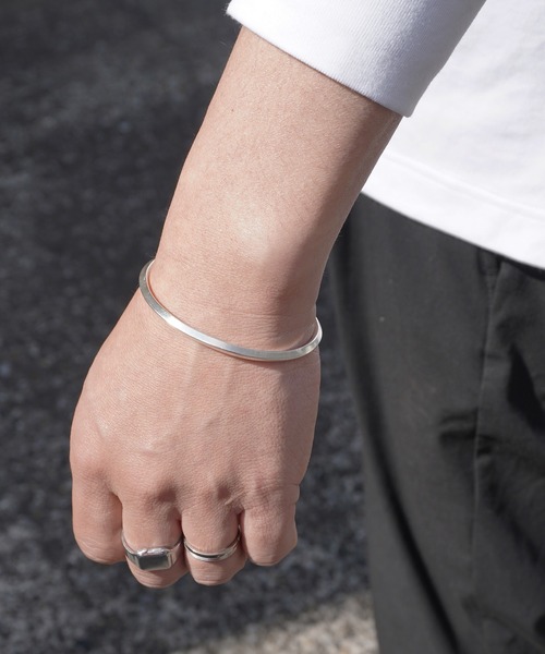 【新品現地買付】カレンシルバーバングル /シンプル/高純度/ユニセックス GLOBAL FORME CONCRETE（グローバルフォルムコンクリート） バングル