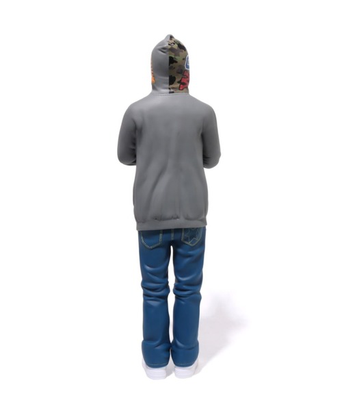 A BATHING APE（アベイシングエイプ） フィギュア SHARK FIGURE