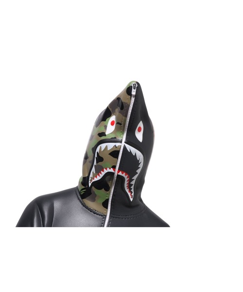 A BATHING APE（アベイシングエイプ） フィギュア SHARK FIGURE