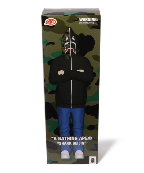 A BATHING APE（アベイシングエイプ） フィギュア SHARK FIGURE