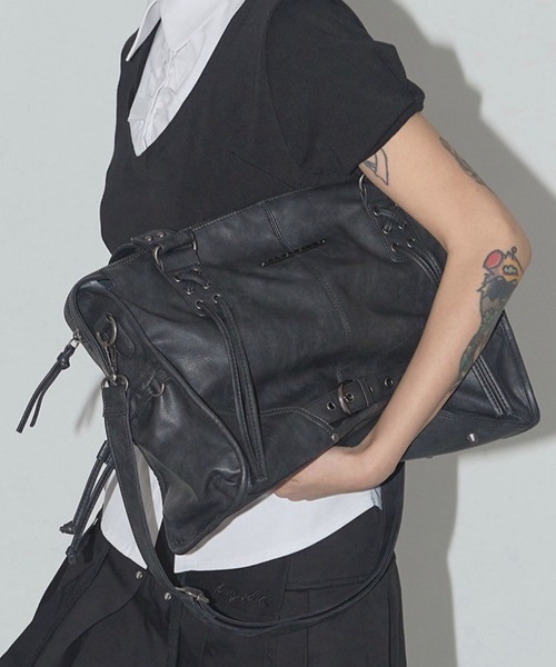 FANCY CLUB BELTED WASHING ショルダーバッグ ブラック FANCY CLUB（ファンシークラブ） ショルダーバッグ バッグ 「FANCY