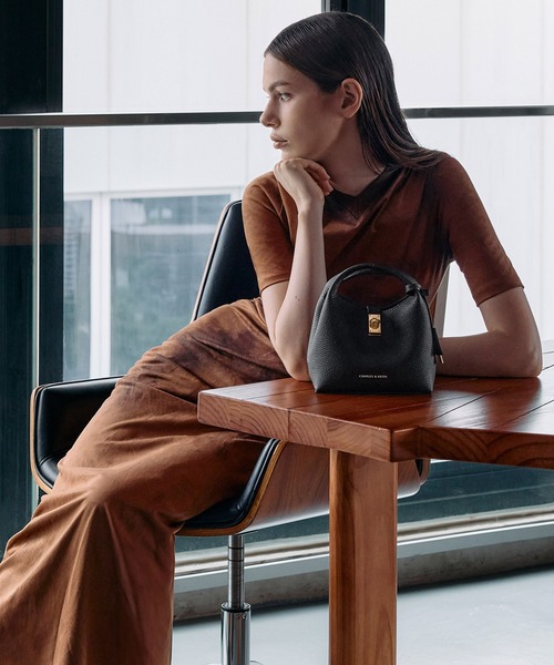 CHARLES ＆ KEITH（チャールズ&キース） ショルダーバッグ バッグ