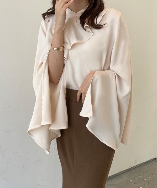 期間限定値下げ〜8/13uryya ユライヤベージュ ボタン付き 長袖シャツ 期間限定値下げ〜8/13uryya ユライヤベージュ ボタン付き 長袖シャツ