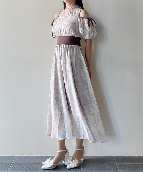 カットアウトリボン花柄ワンピース NOMAE（ノーマエ）の「カットアウトリボン花柄ワンピース