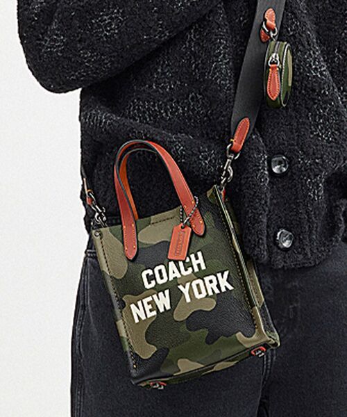 COACH ショルダーバッグ リレー トート バッグ 17・カモ プリント 