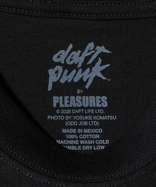 PLEASURES（プレジャーズ） tシャツ × Daft Punk」HARAJUKU Tシャツ