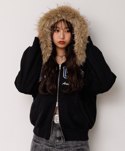 repipi armario（レピピアルマリオ） パーカー 「裏起毛」WZIPファー