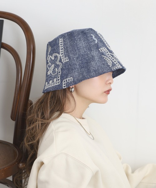 ネイビー バケットハット クロス刺繍 M ロゴキルト バケットハット [全3色] – muta Online Store