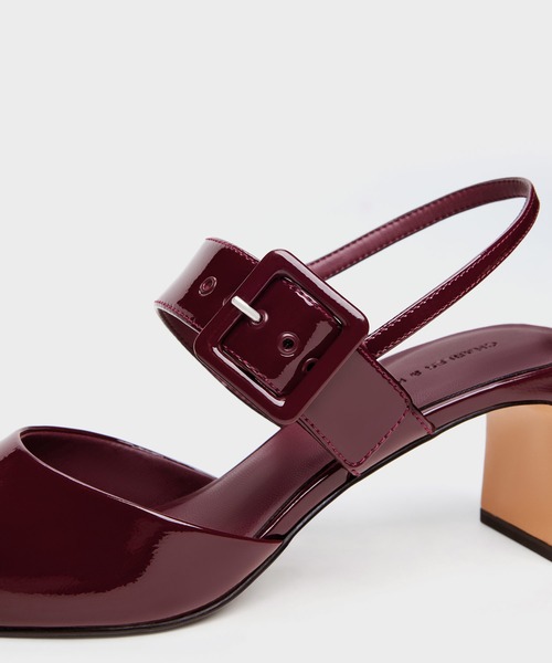 CHARLES ＆ KEITH（チャールズ&キース） パンプス ツートーン バックル