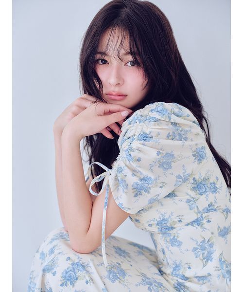 ワンピース 「WEB限定/ROSE Collection」ROSEプリントワンピースの画像