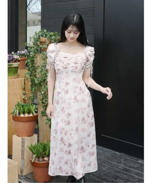 ワンピース 「WEB限定/ROSE Collection」ROSEプリントワンピースの画像
