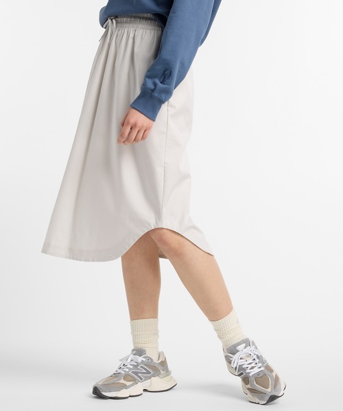 New Balance（ニューバランス） スカート ツイルミディスカート