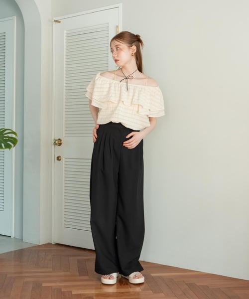 hinari ヒナリ　シアーチェックフリルカラーブラウス　ブラック　新品未使用 hinari ヒナリ シアーチェックフリルカラーブラウス ブラック