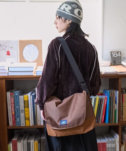 umbro（アンブロ） ショルダーバッグ SP CLASSIC MESSENGER BAG/別注