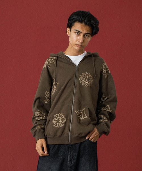 XLARGE（エクストラ ラージ） パーカー ALLOVER EMBROIDERY ZIP UP