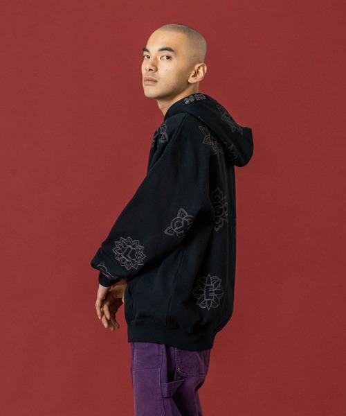 XLARGE（エクストラ ラージ） パーカー ALLOVER EMBROIDERY ZIP UP