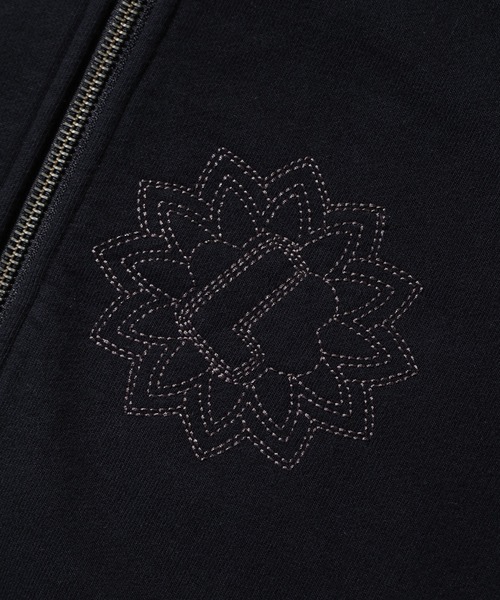 XLARGE（エクストラ ラージ） パーカー ALLOVER EMBROIDERY ZIP UP