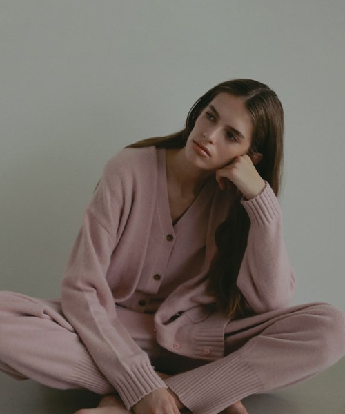 ETRE TOKYO（エトレトウキョウ） カーディガン プレーンステッチV