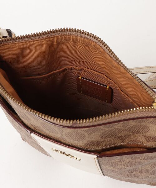 COACH ショルダーバッグ ブラウン COACH（コーチ） ショルダーバッグ - ブラウン レディース : ZOZOTOWN