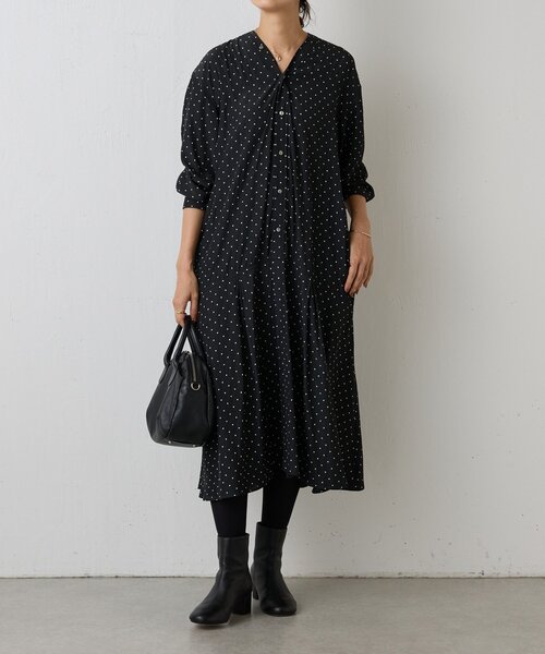 【特価】定価2.9万✴︎BEARDSLEY ドットパターンシャツワンピース　黒 BEARDSLEY（ビアズリー） ワンピース ドットカラーレスシャツ