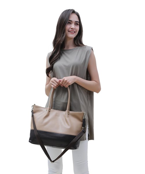 PADMA  トートバック PADMA トートバッグ 「PADMA/パドマ」「牛革」 ソフト牛革配色