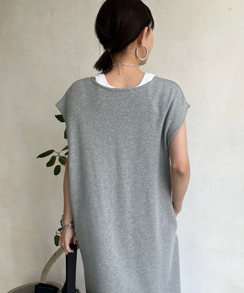 美品【Dou・Dou】深Vスウェットワンピース マキシ丈 日本製 美品【Dou・Dou】深Vスウェットワンピース マキシ丈 日本製