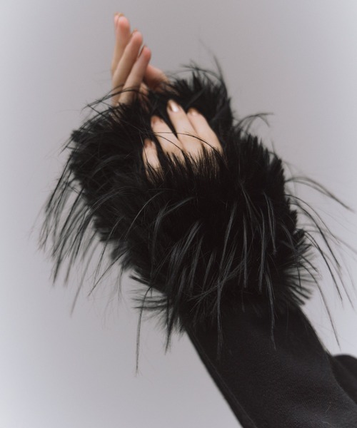 【新品未使用】eimy istoire フェイクフェザーカフスカーデ EIMY ISTOIRE（エイミーイストワール） ニット セーター フェイク