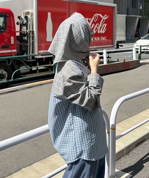J.S.B. グレー フード付き ジッパーシャツ J.S.B. グレー フード付き ジッパーシャツ