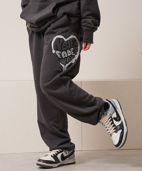 YASBロゴパーカーとWANDARAパンツセット パーカー ハート サガラ刺繍 スウェットパーカー「セットアップ 可能