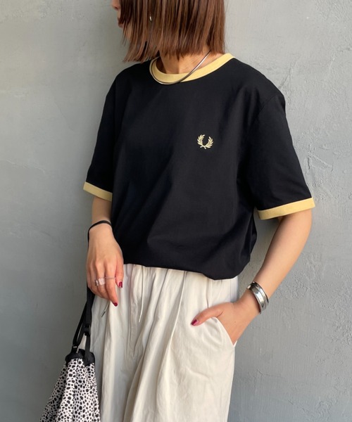 FRED PERRY（フレッドペリー） tシャツ 別注 ワンポイントロゴ刺繍